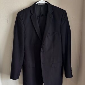 36 R Slim Elegant Black Men's Suit complete